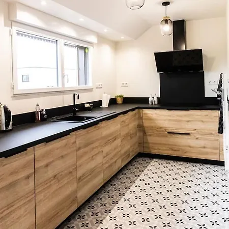 La Terrasse Du Sentier